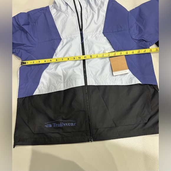 The North Face Women's Large Trailwear Wind Whistle Jacket NWT Purple Black - Picture 6 of 16